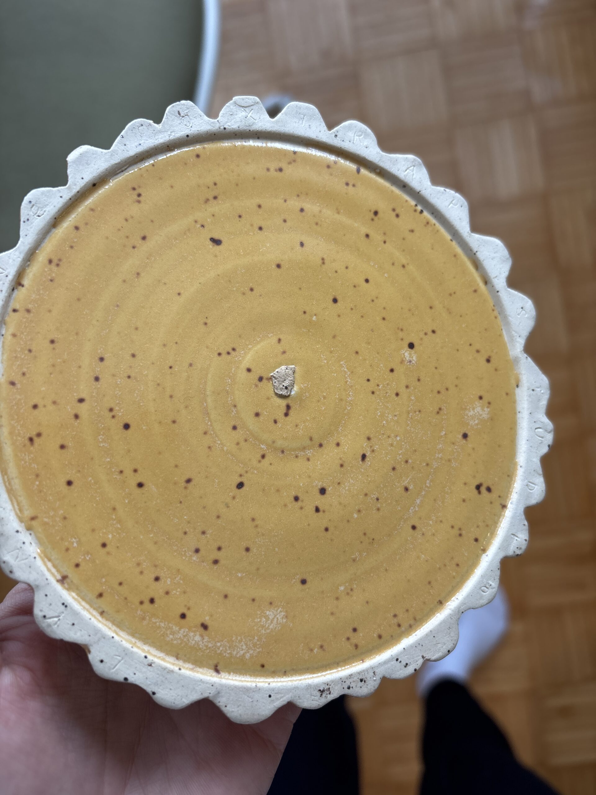 Popcorn pattern butter dish - Image 4